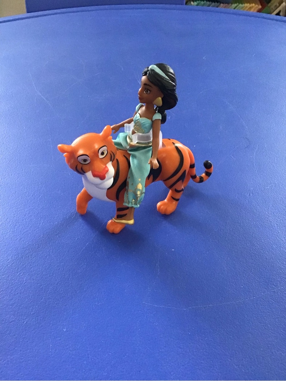 Disney Princess Jasmine small Doll and Rajah Tiger Figure